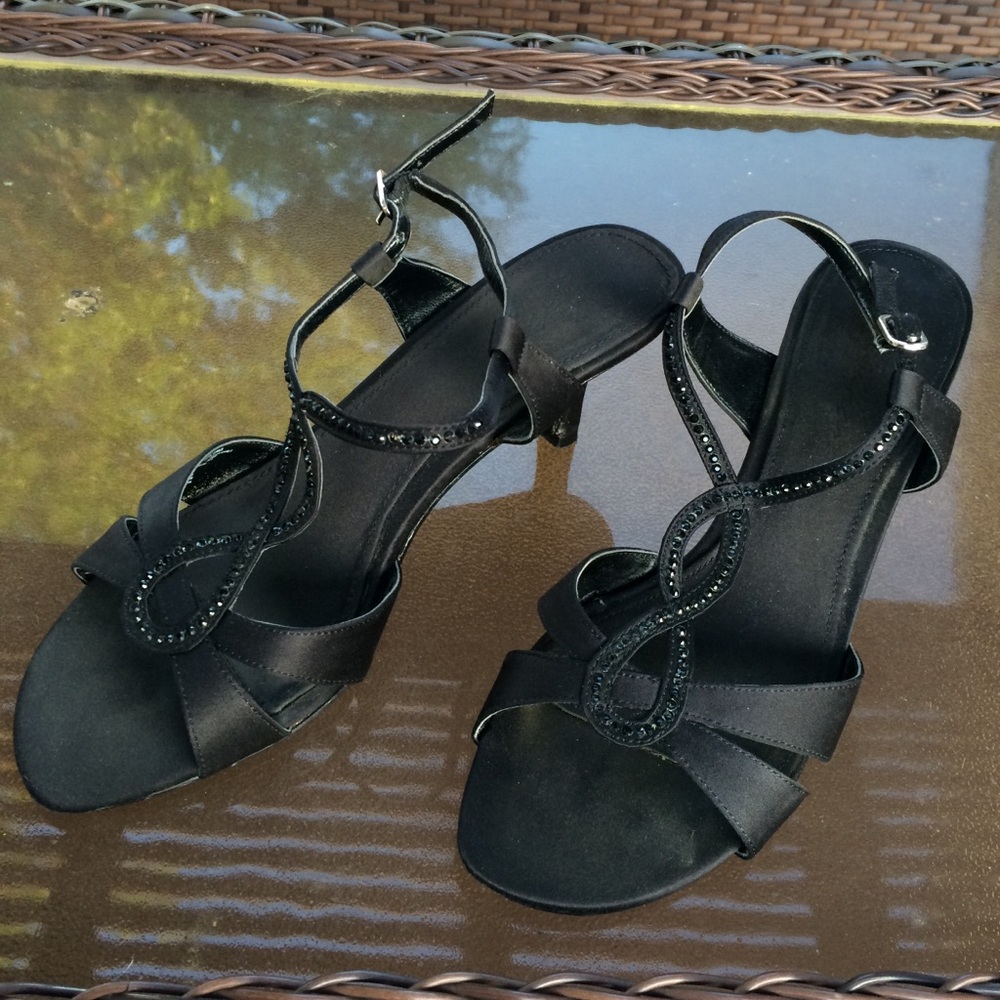 2/$10🌼 Black Fabric Sequin Sandal Heels - Size 7